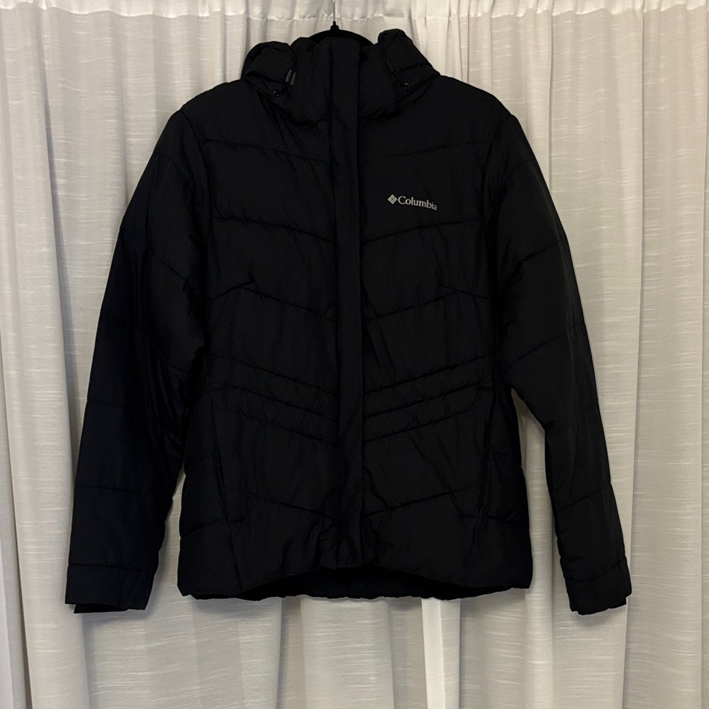 Columbia Women’s Light Puffer
